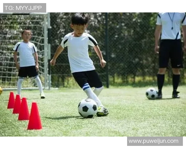 踢足球的球星中是否有患扁平足的情况及其对表现的影响